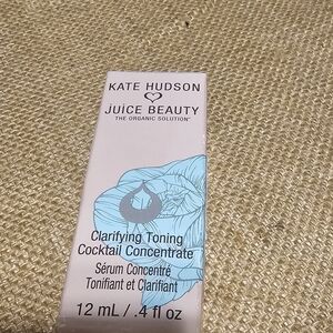 Juice Beauty x Kate Hudson skincare
